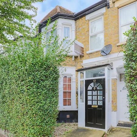2 Bed Garden Flat Leyton Village Londres Extérieur photo