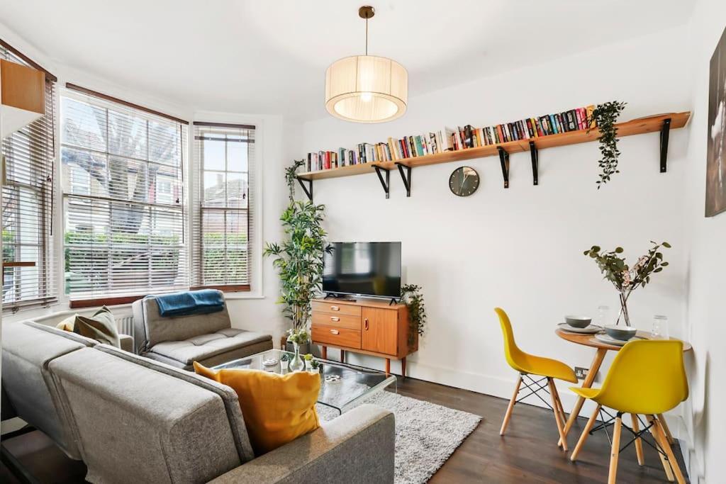 2 Bed Garden Flat Leyton Village Londres Extérieur photo